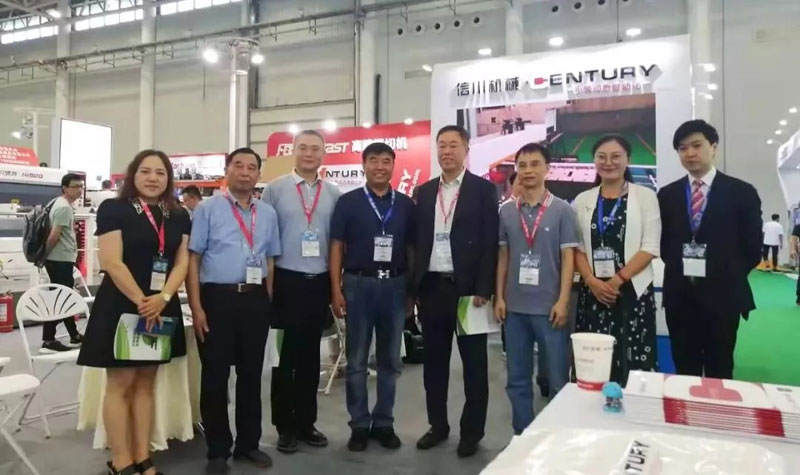 信川上料模切機(jī)組亮相武漢國(guó)際博覽中心-B6館A07-2，您來(lái)看過(guò)了嗎?