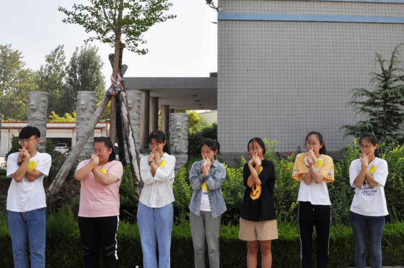 熱烈祝賀信川機械職工子弟金榜題名！