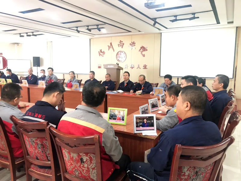 重陽(yáng)情更濃--信川機(jī)械開展重陽(yáng)節(jié)走訪慰問活動(dòng)