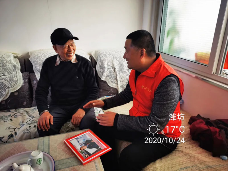 重陽(yáng)情更濃--信川機(jī)械開展重陽(yáng)節(jié)走訪慰問活動(dòng)